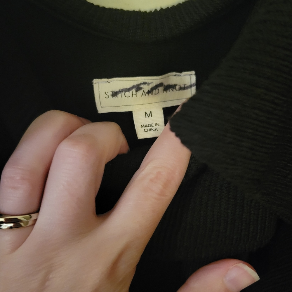 Sweater - Picture 3 of 3